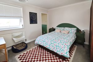 NORTH ROAD- click for photo gallery